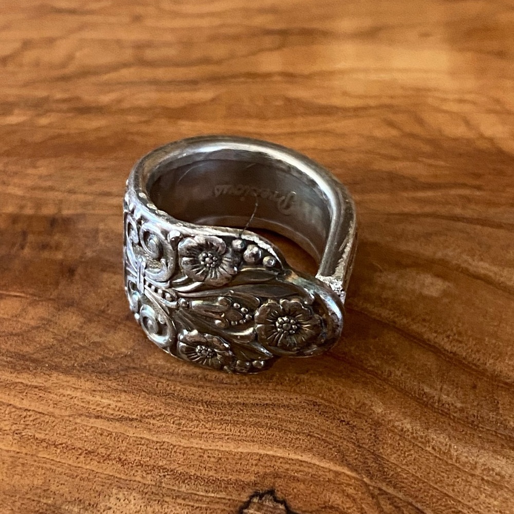 Handmade 🌸 Spoon Ring - Picture 5 of 6